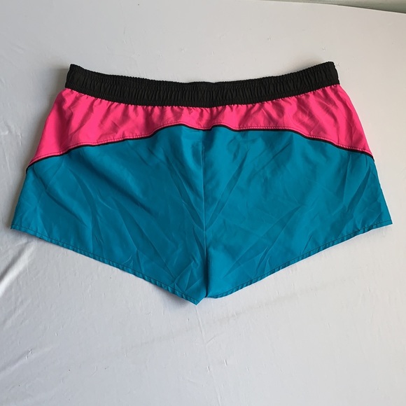 Colourful Hollister Shorts Large - Picture 4 of 5